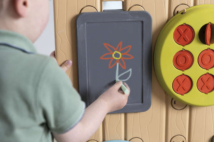 Smoby Activity Wall 6-in-1 Wasser- und Geschicklichkeitsspiele